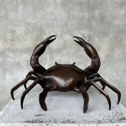 Lifelike Crab Replica