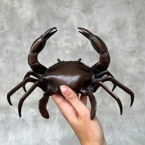 Lifelike Crab Replica