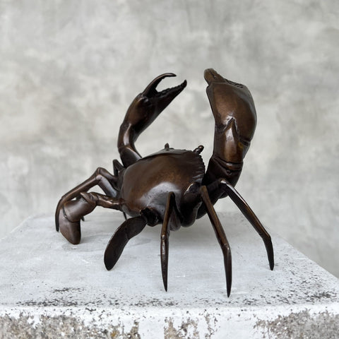 Lifelike Crab Replica