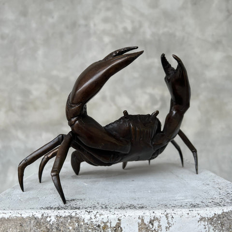 Lifelike Crab Replica