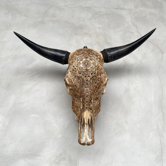 Natures Nest | Hand-Carved Bull